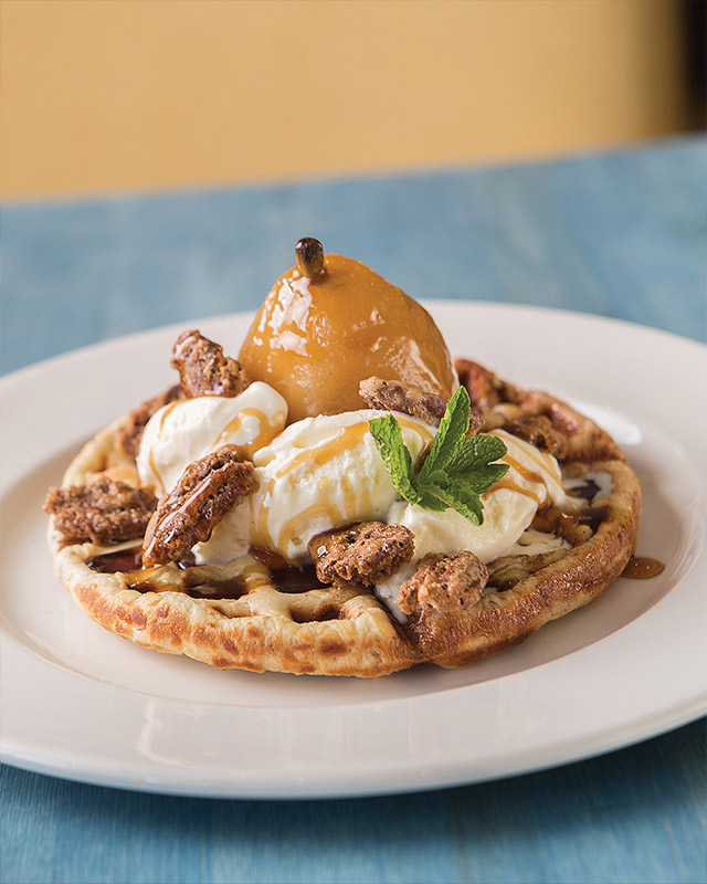 Cinnamon Bun Waffle, Rooster Café