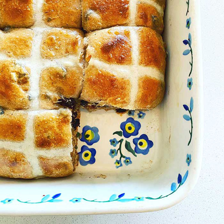 Recipe of the Week: Awn’s Hot Cross Buns