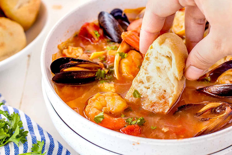 Recipe of the Week: Leanne Smoliak’s Cioppino for two 