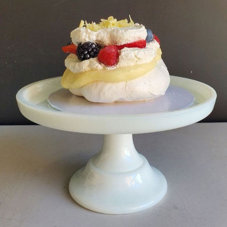 Sugared & Spiced and Everything Nice: Pavlova