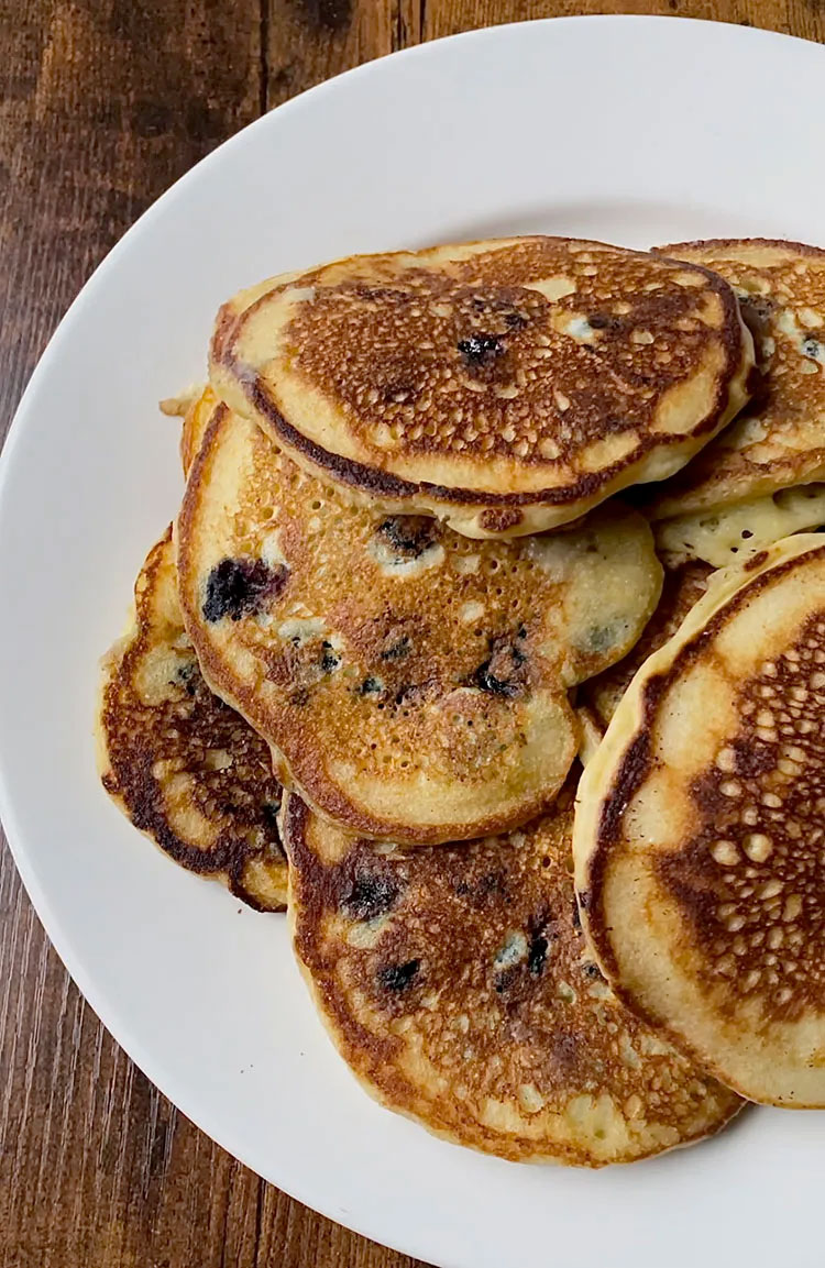 Recipe of the Week: Berry Cornmeal Pancakes