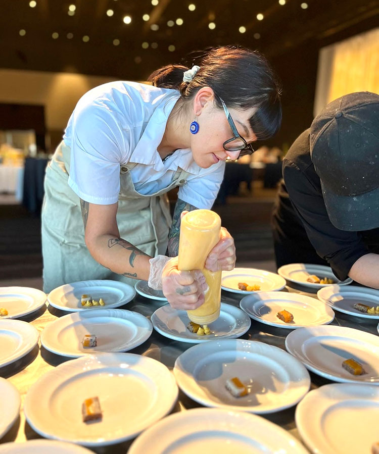 chef holly holt