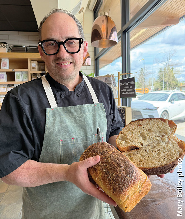 Graham Versailles (Bon Ton Bakery);\
